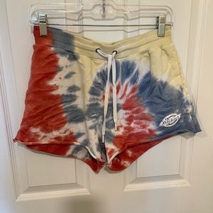 Size M, dickies, cozy tie dye shorts